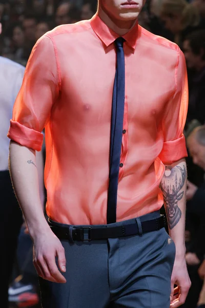 Look 84